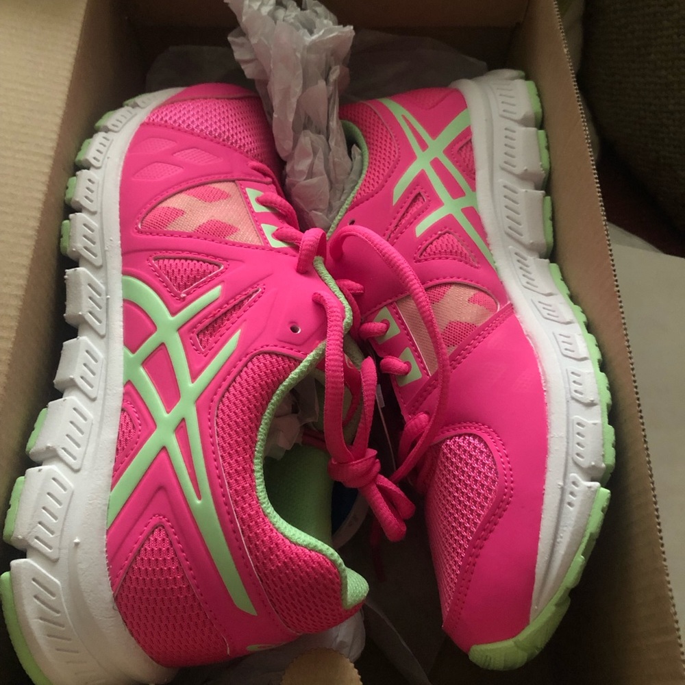 Running shoes - Picture 3 of 4